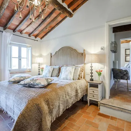 Villa Villa Francigena Luxury 10 Bedroom Farmhouse Villa Lucca
