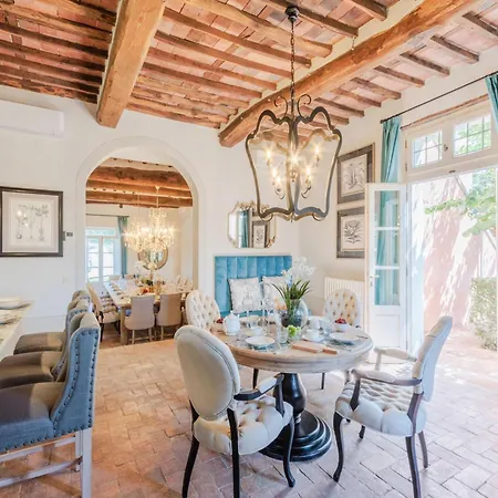 Villa Francigena Luxury 10 Bedroom Farmhouse Villa