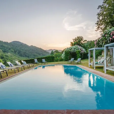 Villa Francigena Luxury 10 Bedroom Farmhouse Villa *